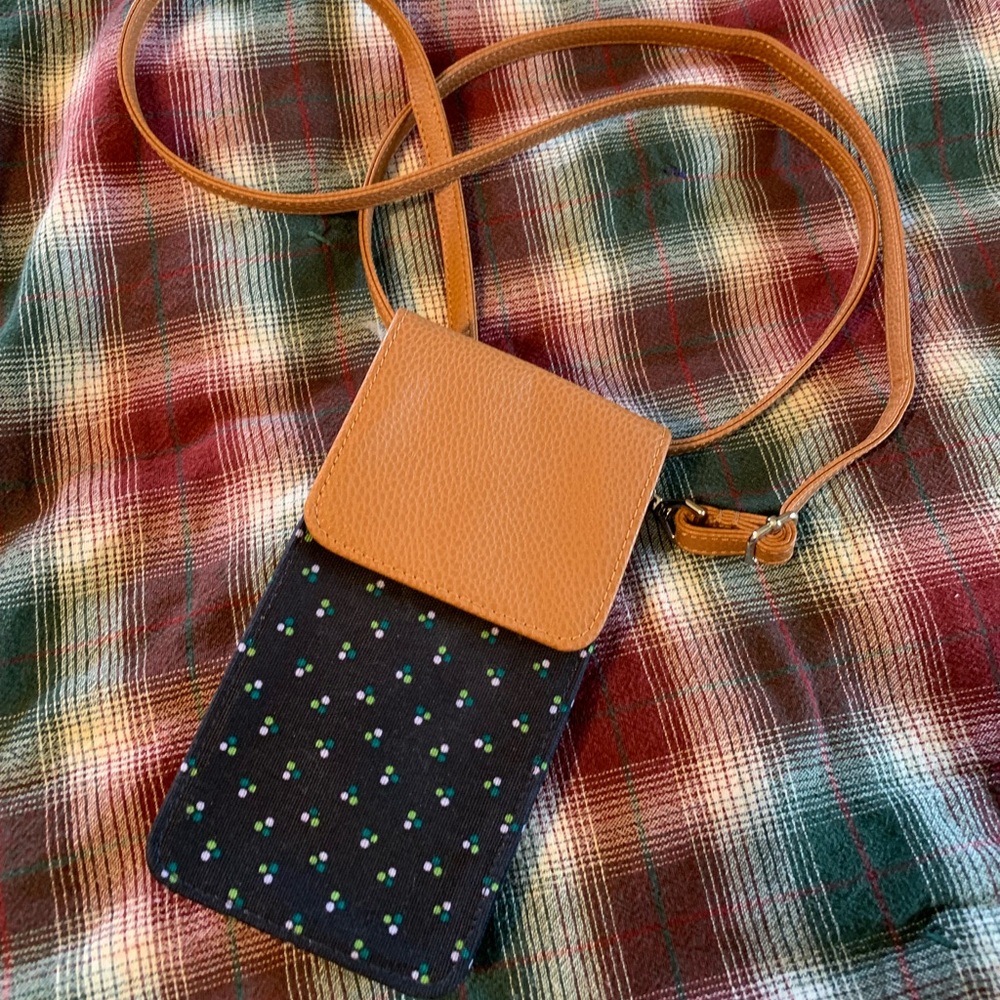 Thirty One Call Me Crossbody